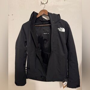 NEW WITH TAGS The North Face Women’s Lenado Jacket- Small